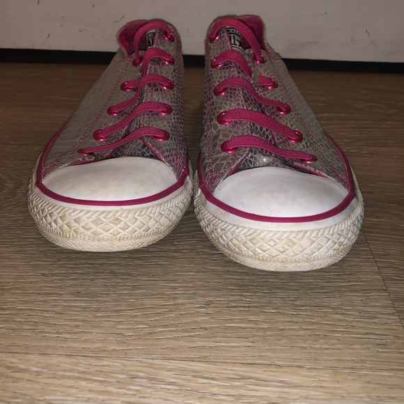 Converse youth summer slip On sneakers size 4 - Picture 2 of 6